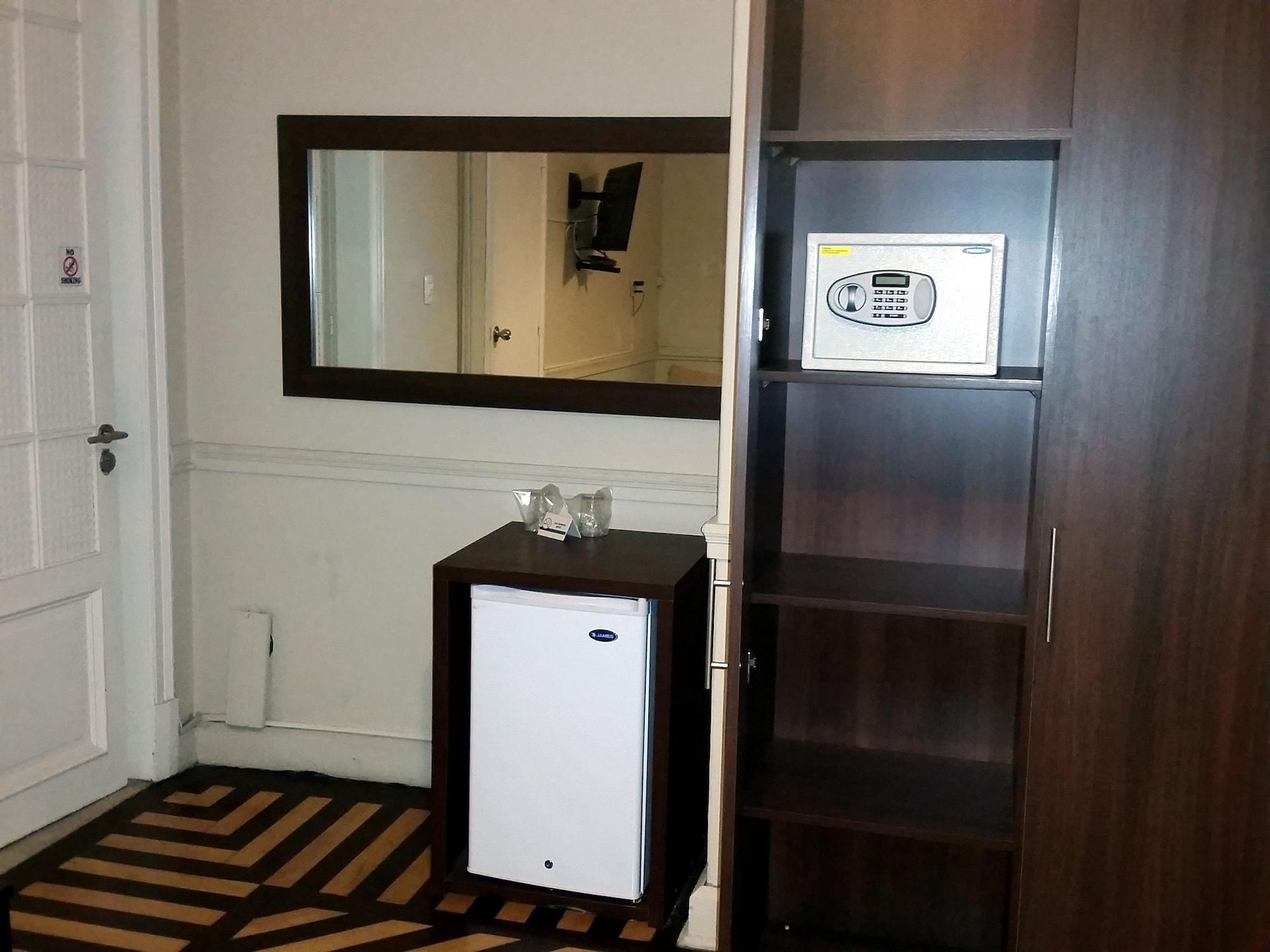 New Arapey Hotel モンテビデオ エクステリア 写真